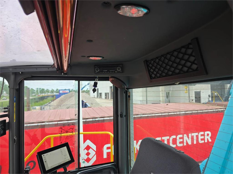 리치 스태커 KONECRANES SMV 4632 TC5 : 사진 19 리치 스태커 KONECRANES SMV 4632 TC5 : 사진 19