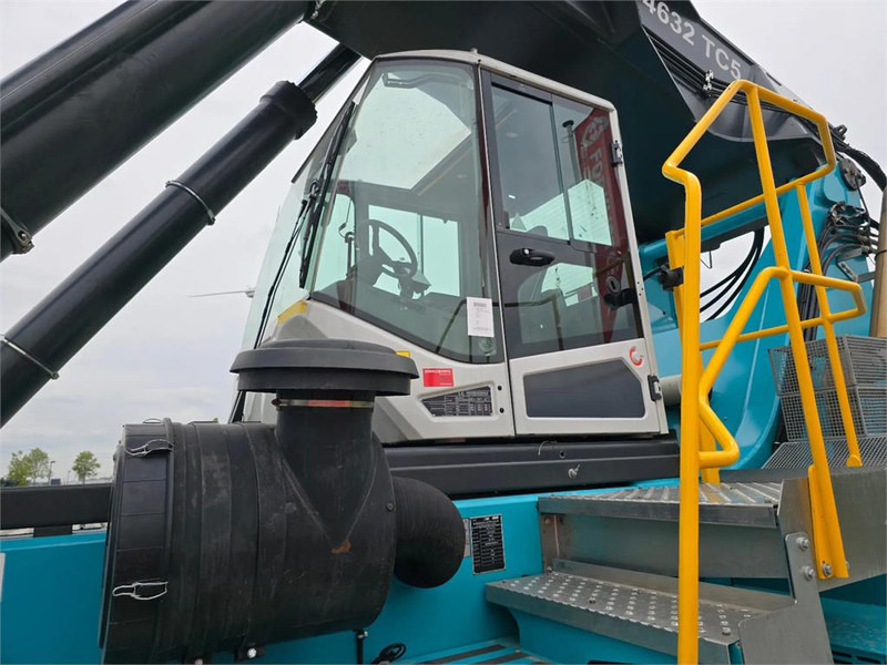 리치 스태커 KONECRANES SMV 4632 TC5 : 사진 15 리치 스태커 KONECRANES SMV 4632 TC5 : 사진 15