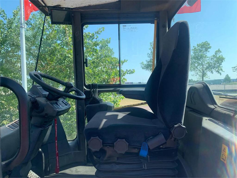 디젤 지게차 Kalmar DCD 200-12 LB : 사진 9