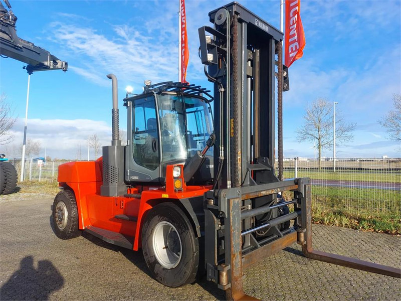 Kalmar DCG160-9 - 디젤 지게차 : 사진 3 Kalmar DCG160-9 - 디젤 지게차 : 사진 3