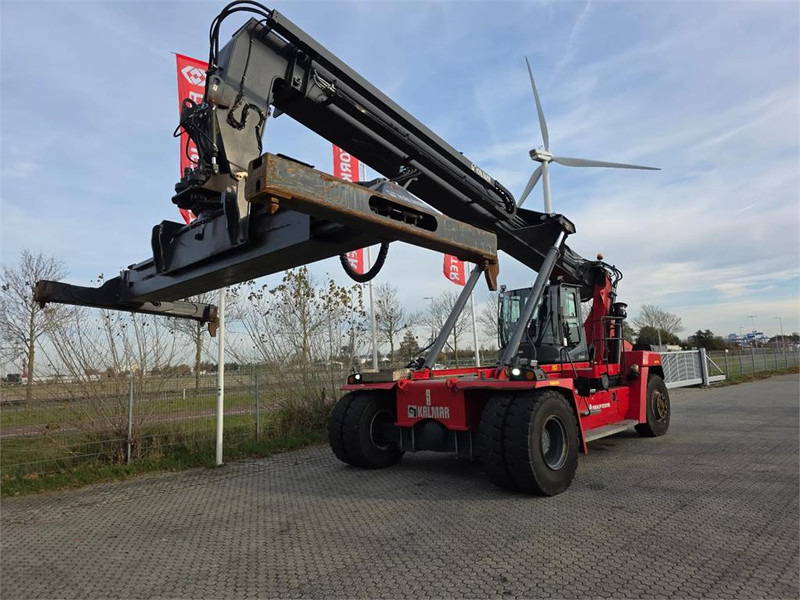 Kalmar DRG120-54S6 - 컨테이너 핸들러 : 사진 4 Kalmar DRG120-54S6 - 컨테이너 핸들러 : 사진 4