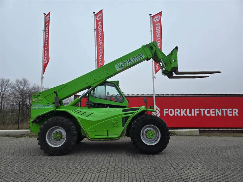 Merlo P 120.10HM - 디젤 지게차 : 사진 1 Merlo P 120.10HM - 디젤 지게차 : 사진 1
