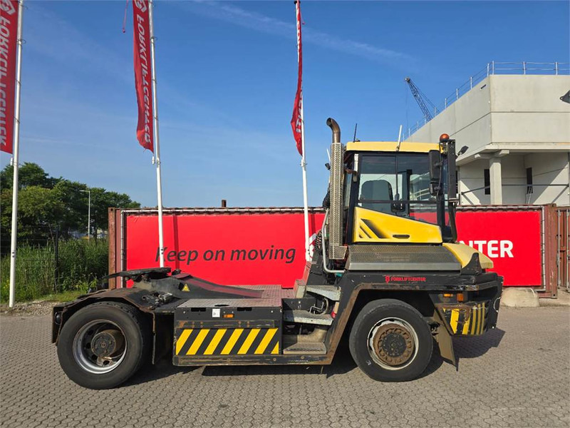 Terberg RT223 4x4 - 터미널 트랙터 : 사진 3 Terberg RT223 4x4 - 터미널 트랙터 : 사진 3