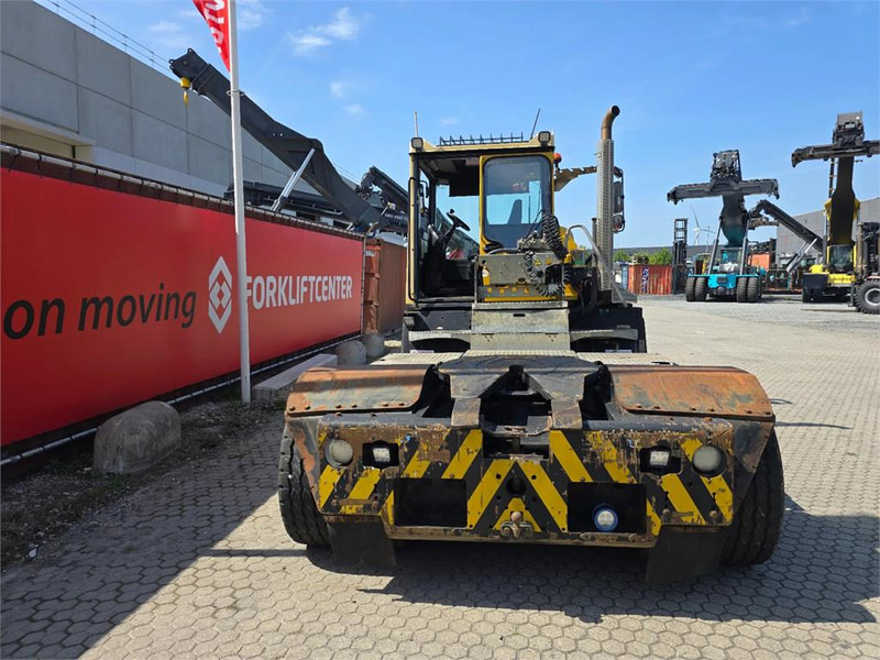 Terberg RT223 4x4 - 터미널 트랙터 : 사진 5 Terberg RT223 4x4 - 터미널 트랙터 : 사진 5