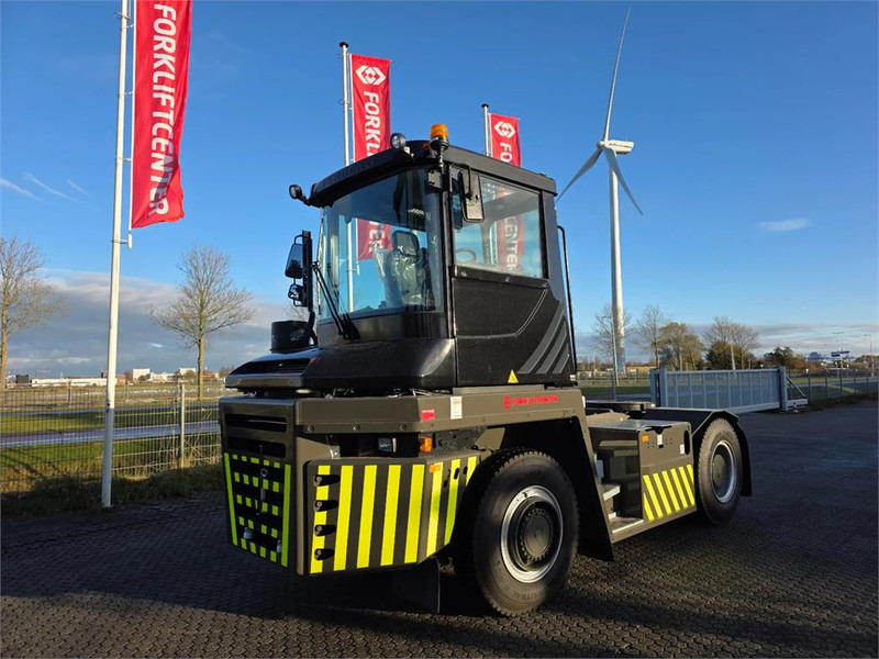 Terberg RT403 4x4 - 터미널 트랙터 : 사진 2 Terberg RT403 4x4 - 터미널 트랙터 : 사진 2