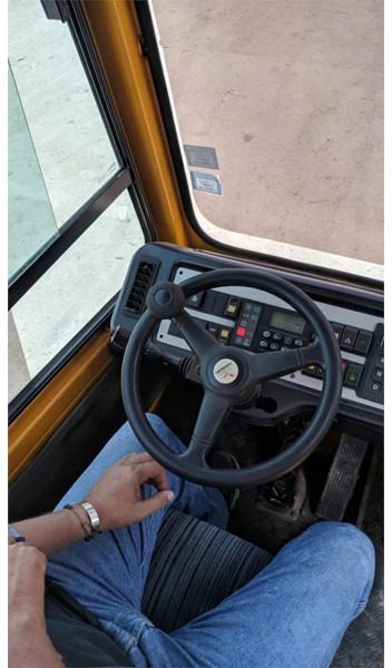 Terberg YT182 - 터미널 트랙터 : 사진 3 Terberg YT182 - 터미널 트랙터 : 사진 3