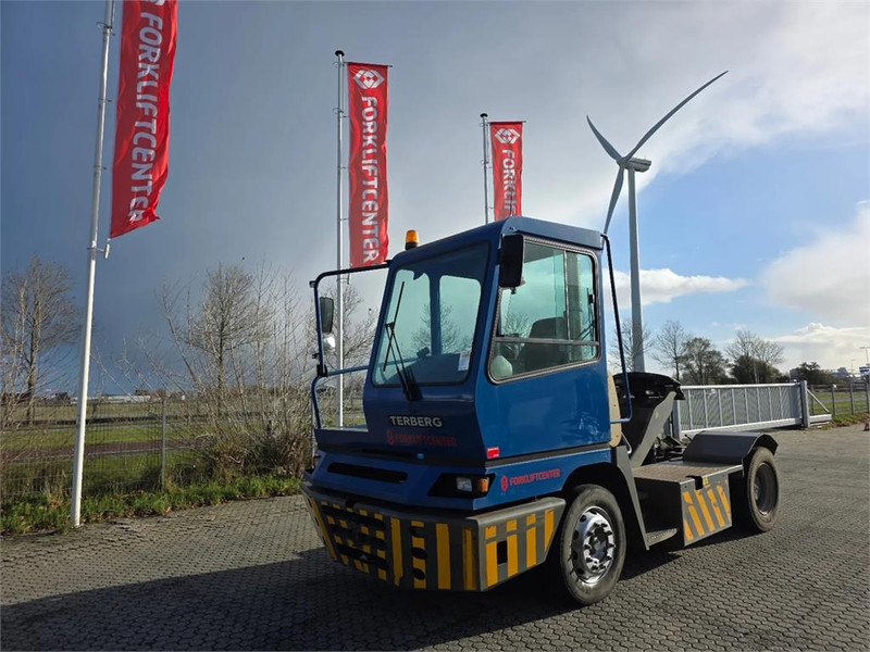 Terberg YT222 - 터미널 트랙터 : 사진 2 Terberg YT222 - 터미널 트랙터 : 사진 2