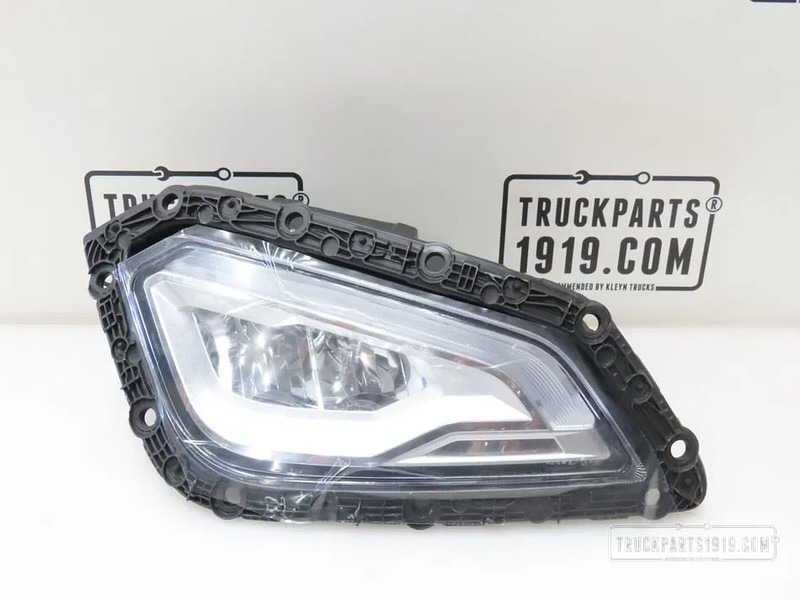 DAF 2189112 Lighting Skylight Re. XG - 빛/ 조명 트럭 용 : 사진 1 DAF 2189112 Lighting Skylight Re. XG - 빛/ 조명 트럭 용 : 사진 1