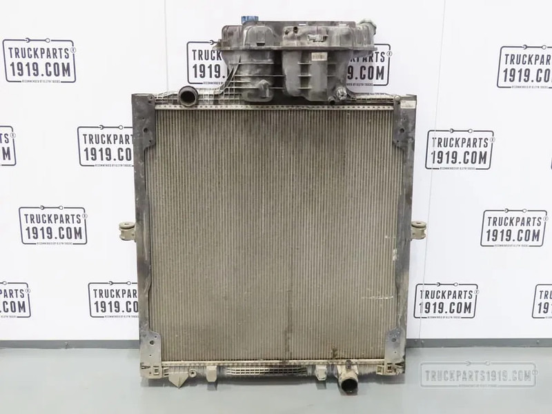 MAN 81.06101-6809 Radiateur TGX - 라디에이터 트럭 용 : 사진 1 MAN 81.06101-6809 Radiateur TGX - 라디에이터 트럭 용 : 사진 1