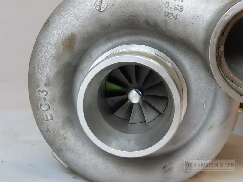 MAN Engines & Parts Turbolader D2676LF51 - 터보 트럭 용 : 사진 2 MAN Engines & Parts Turbolader D2676LF51 - 터보 트럭 용 : 사진 2