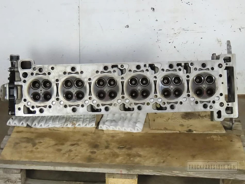 Mercedes-Benz Engines & Parts Cilinderkop MB OM471 - 실린더 헤드 트럭 용 : 사진 2 Mercedes-Benz Engines & Parts Cilinderkop MB OM471 - 실린더 헤드 트럭 용 : 사진 2