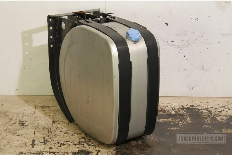 Renault Exhaust System Ad Blue Tank Renault - 요소수 탱크 트럭 용 : 사진 1 Renault Exhaust System Ad Blue Tank Renault - 요소수 탱크 트럭 용 : 사진 1