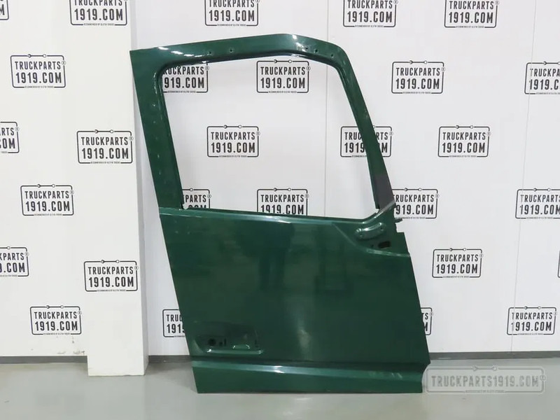 Volvo 82183386 Portier Volvo FH4 Rechts - 도어 및 부품 트럭 용 : 사진 1 Volvo 82183386 Portier Volvo FH4 Rechts - 도어 및 부품 트럭 용 : 사진 1