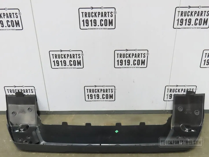 Volvo 84236048 Bumper - 범퍼 트럭 용 : 사진 2 Volvo 84236048 Bumper - 범퍼 트럭 용 : 사진 2