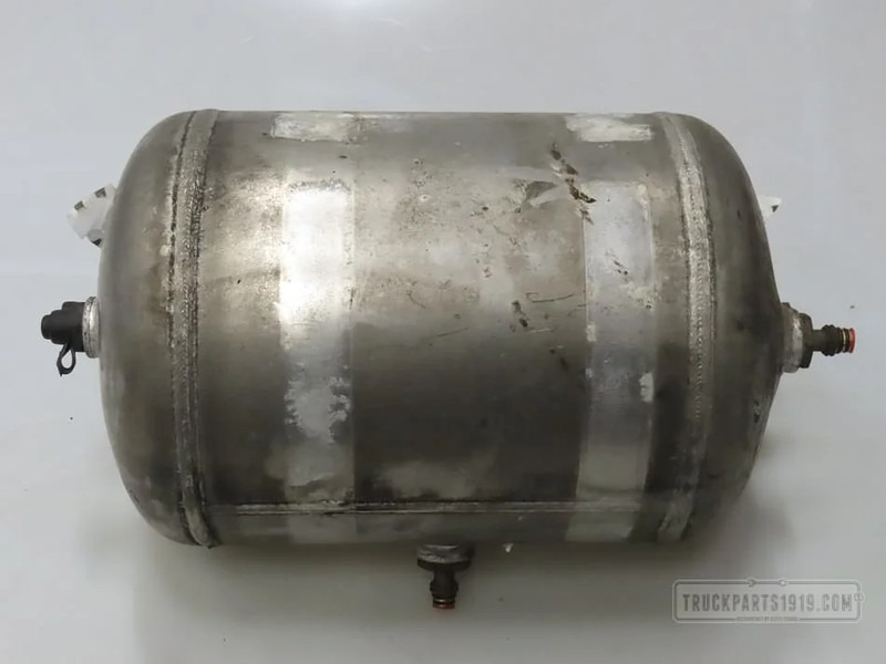 Volvo Compressed Air System Luchttank 15L Volvo - 브레이크 부품 트럭 용 : 사진 1 Volvo Compressed Air System Luchttank 15L Volvo - 브레이크 부품 트럭 용 : 사진 1