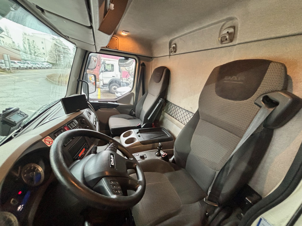DAF LF 280 I 4x2 - 냉동탑차 : 사진 4 DAF LF 280 I 4x2 - 냉동탑차 : 사진 4