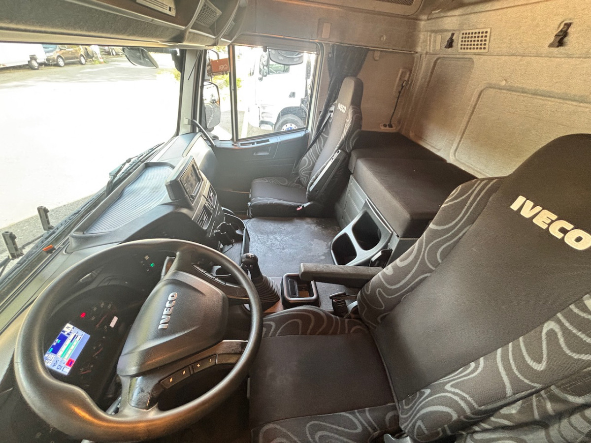 IVECO 190S40 Stralis - 커튼사이더 트럭 : 사진 4 IVECO 190S40 Stralis - 커튼사이더 트럭 : 사진 4