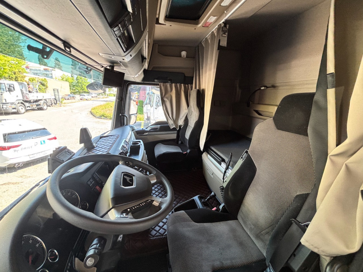 MAN TGX 18.510 - 트랙터 유닛 : 사진 4 MAN TGX 18.510 - 트랙터 유닛 : 사진 4