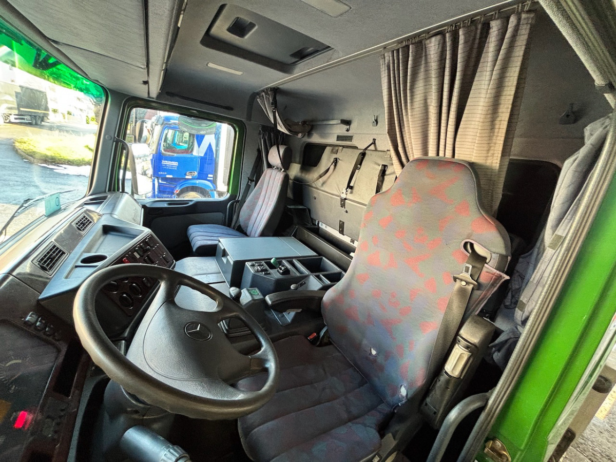 MERCEDES Actros 1848 4x4 - 덤프트럭 : 사진 5 MERCEDES Actros 1848 4x4 - 덤프트럭 : 사진 5