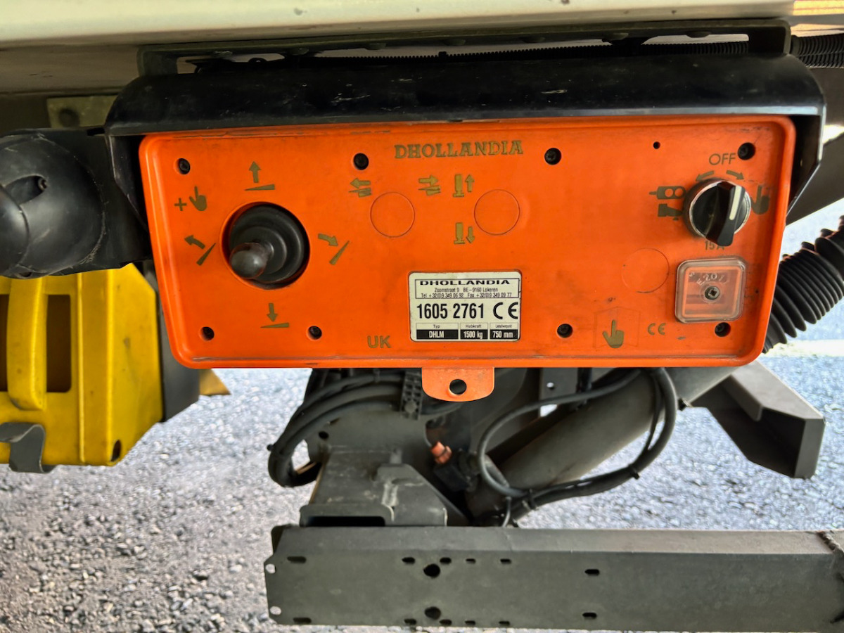 냉동탑차 RENAULT D12.240 : 사진 20