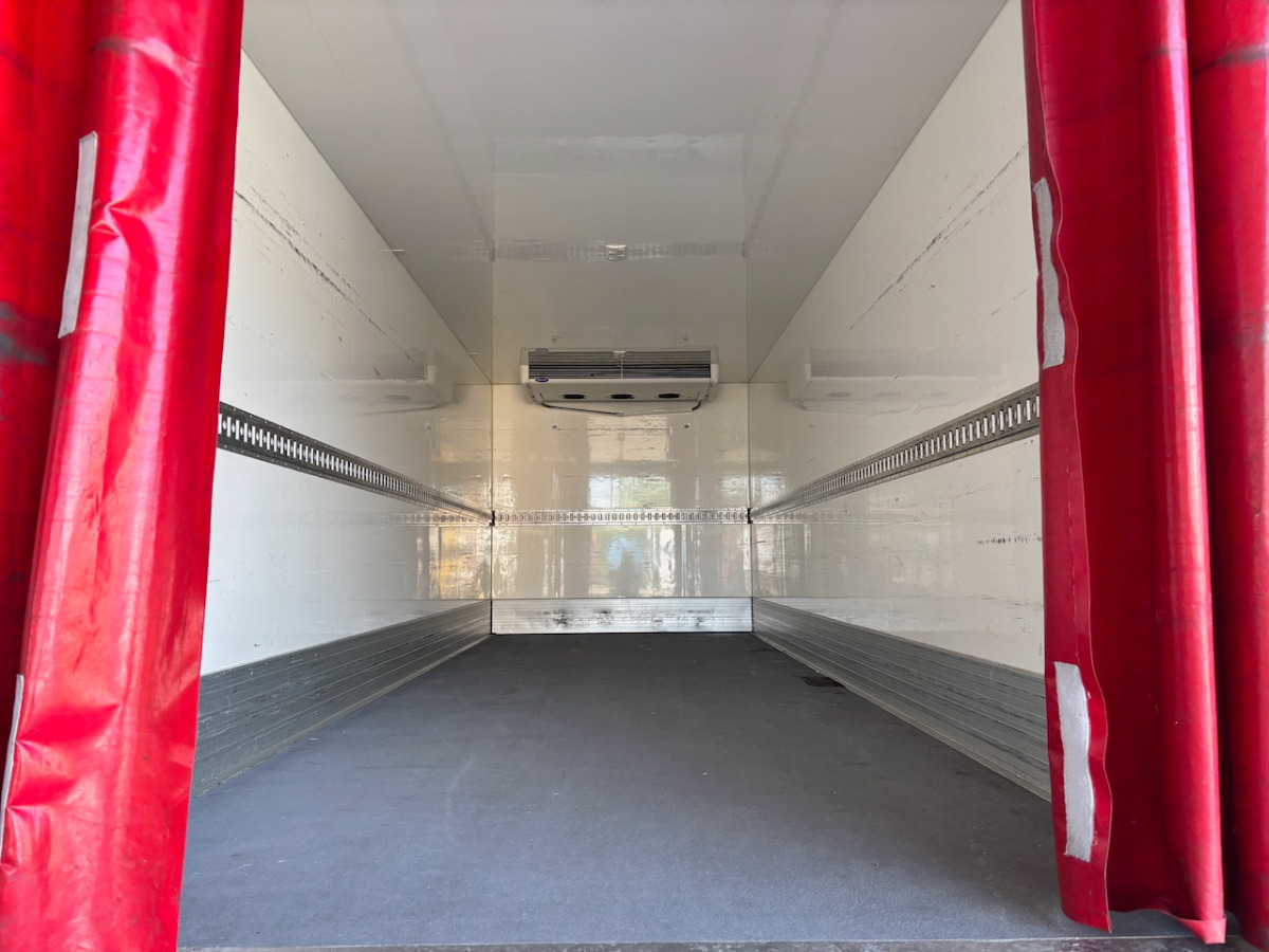 냉동탑차 RENAULT D12.240 : 사진 18