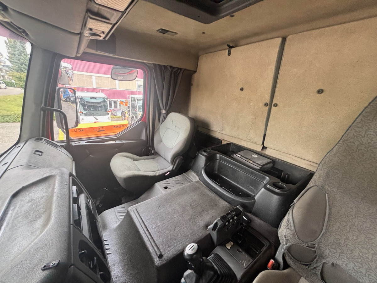 RENAULT Kerax 420DCI 4x4 - 덤프트럭 : 사진 5 RENAULT Kerax 420DCI 4x4 - 덤프트럭 : 사진 5