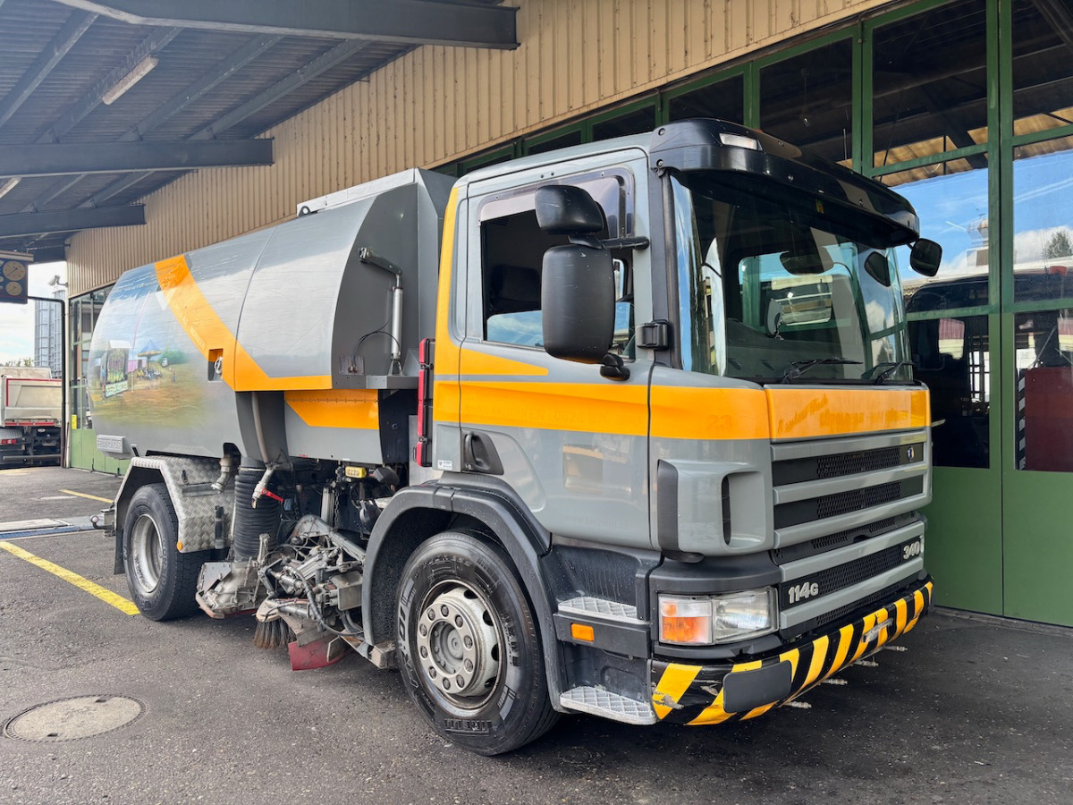 SCANIA P114 GB - 거리 청소 차량 : 사진 1 SCANIA P114 GB - 거리 청소 차량 : 사진 1