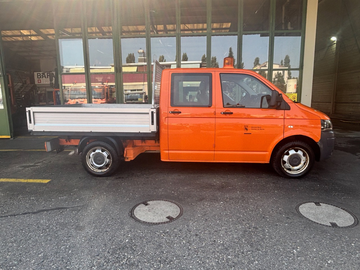 VW T5 Transporter - 플랫베드 밴 : 사진 4 VW T5 Transporter - 플랫베드 밴 : 사진 4