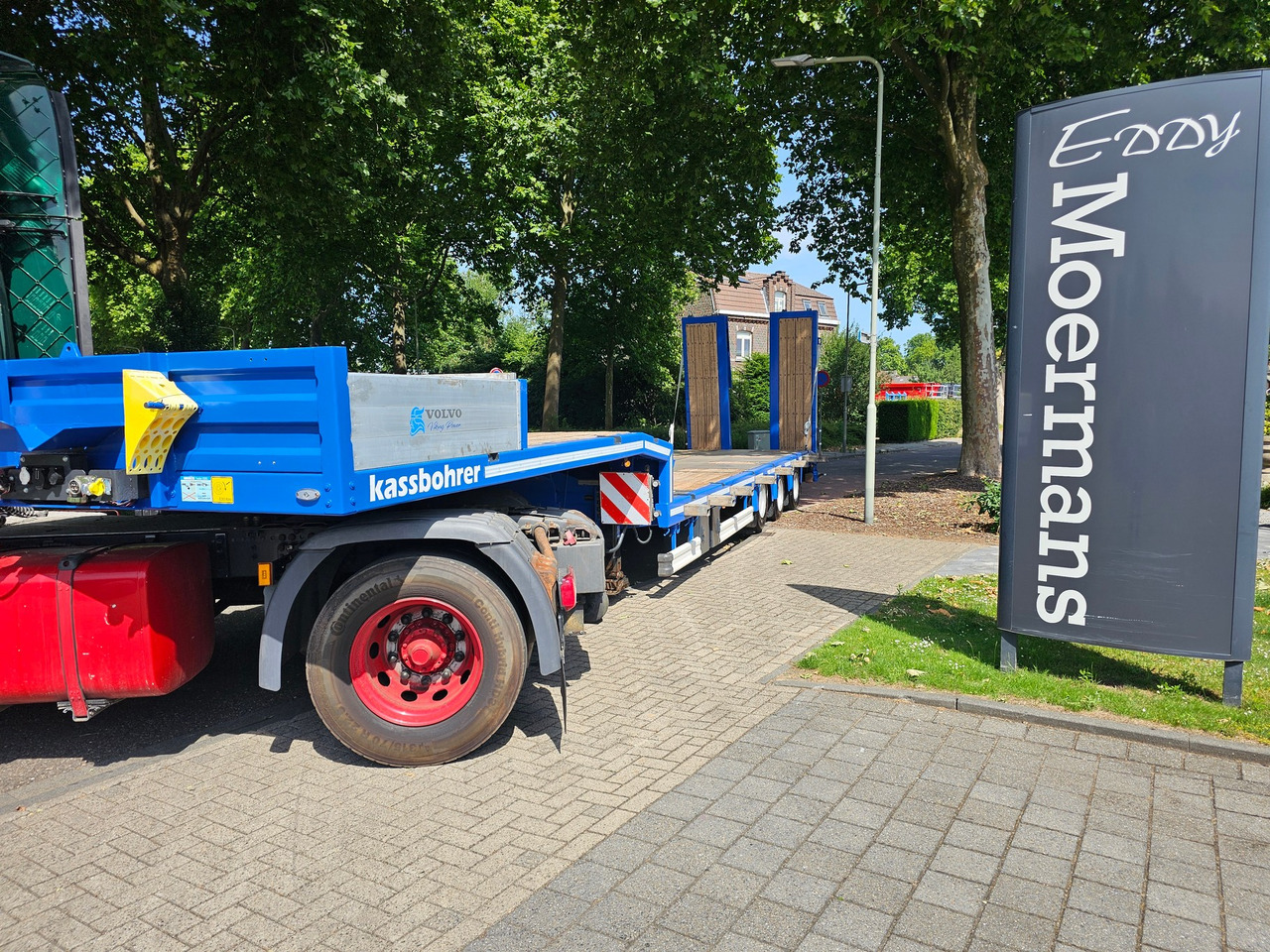 Kässbohrer LB3E With Hydraulic Flip Ramps - 저하대 세미 트레일러 : 사진 1 Kässbohrer LB3E With Hydraulic Flip Ramps - 저하대 세미 트레일러 : 사진 1