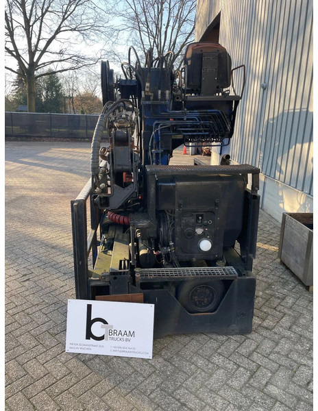 Hiab Hiad 220-F3 tot 9 meter uitschuifbaar. OOK NOG EEN KENIS KRAAN - 로더 크레인 : 사진 1 Hiab Hiad 220-F3 tot 9 meter uitschuifbaar. OOK NOG EEN KENIS KRAAN - 로더 크레인 : 사진 1