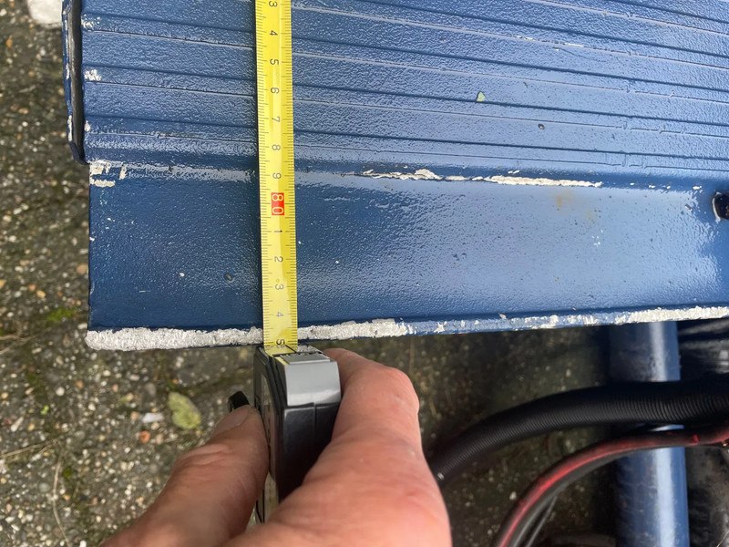 Kässbohrer 1500 KG Laadklep. Gebruikt - 밀폐형 박스 세미 트레일러 : 사진 4 Kässbohrer 1500 KG Laadklep. Gebruikt - 밀폐형 박스 세미 트레일러 : 사진 4