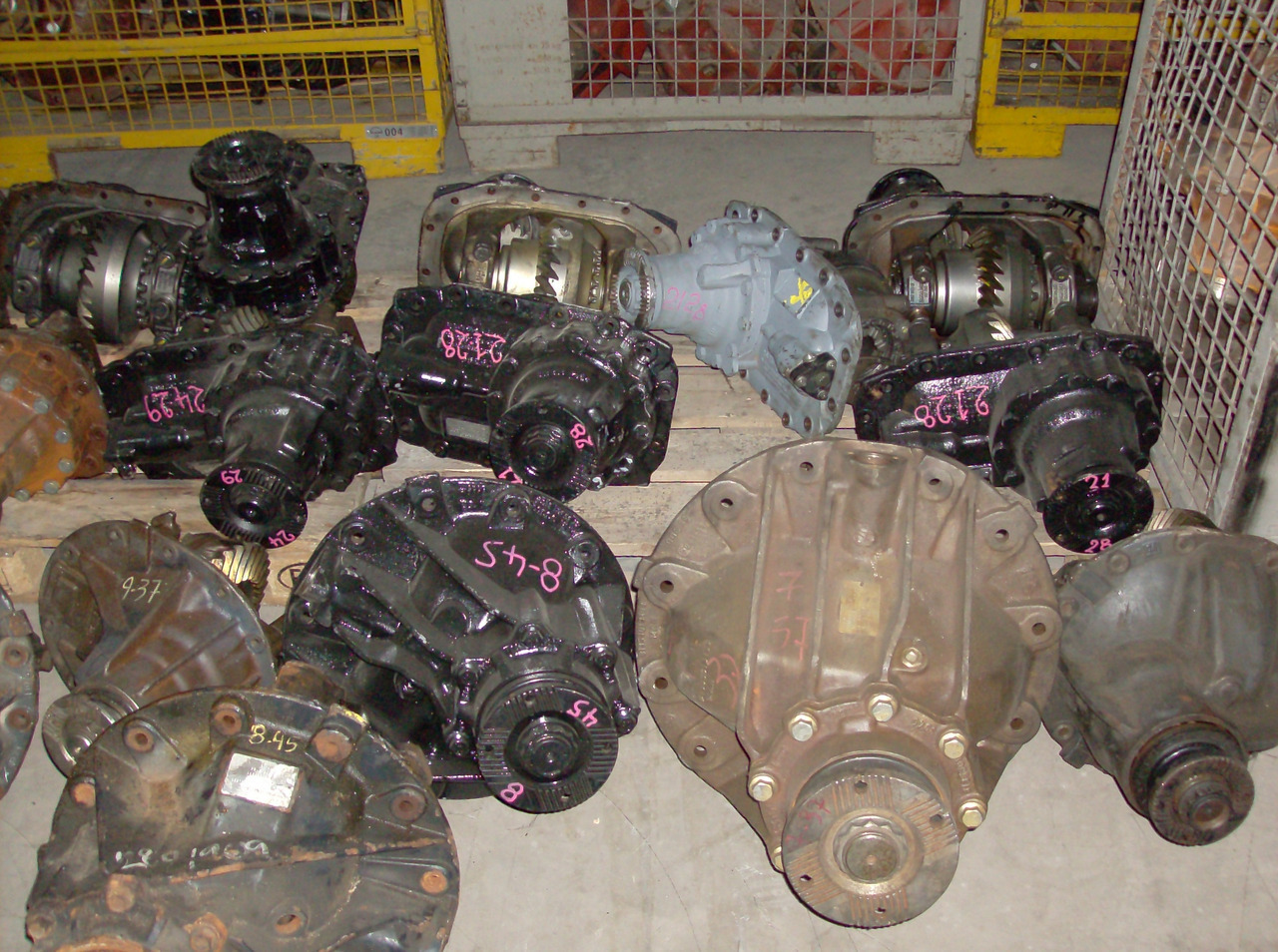 FINAL DRIVE MERCEDES, MAN - 차축 및 부품 : 사진 4 FINAL DRIVE MERCEDES, MAN - 차축 및 부품 : 사진 4