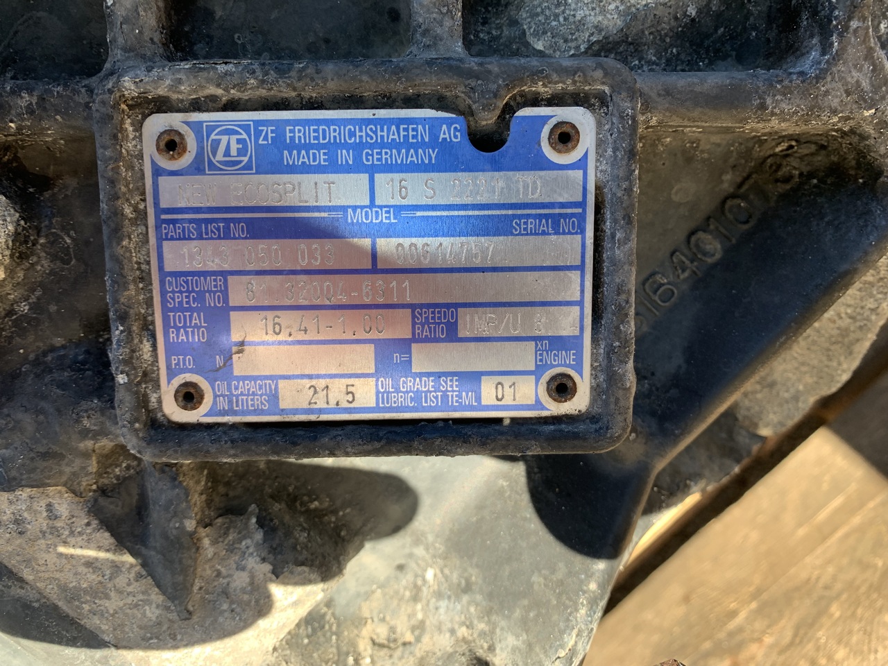 GEARBOX MAN TGX ZF 16S2221TD (WITH INTARTER) - 기어박스 및 부품 트럭 용 : 사진 3 GEARBOX MAN TGX ZF 16S2221TD (WITH INTARTER) - 기어박스 및 부품 트럭 용 : 사진 3