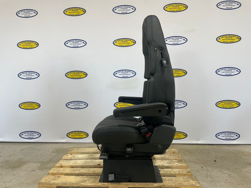 Volvo FH5 - 좌석 : 사진 5 Volvo FH5 - 좌석 : 사진 5