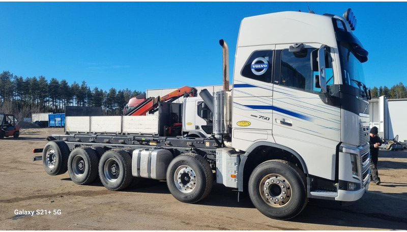 Volvo FH750 New engine and gearbox - 캡 새시 트럭 : 사진 2 Volvo FH750 New engine and gearbox - 캡 새시 트럭 : 사진 2