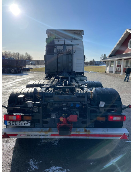 Volvo FM460 Globe 6x4 - 후크 리프트 트럭 : 사진 5 Volvo FM460 Globe 6x4 - 후크 리프트 트럭 : 사진 5