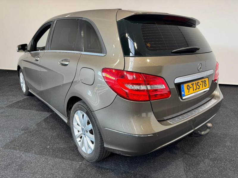 Mercedes-Benz B-Klasse 180 automaat Leer B 180 Ambition 5 Automaat wit Leer - 차량 : 사진 5 Mercedes-Benz B-Klasse 180 automaat Leer B 180 Ambition 5 Automaat wit Leer - 차량 : 사진 5
