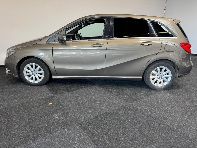 Mercedes-Benz B-Klasse 180 automaat Leer B 180 Ambition 5 Automaat wit Leer - 차량 : 사진 3 Mercedes-Benz B-Klasse 180 automaat Leer B 180 Ambition 5 Automaat wit Leer - 차량 : 사진 3