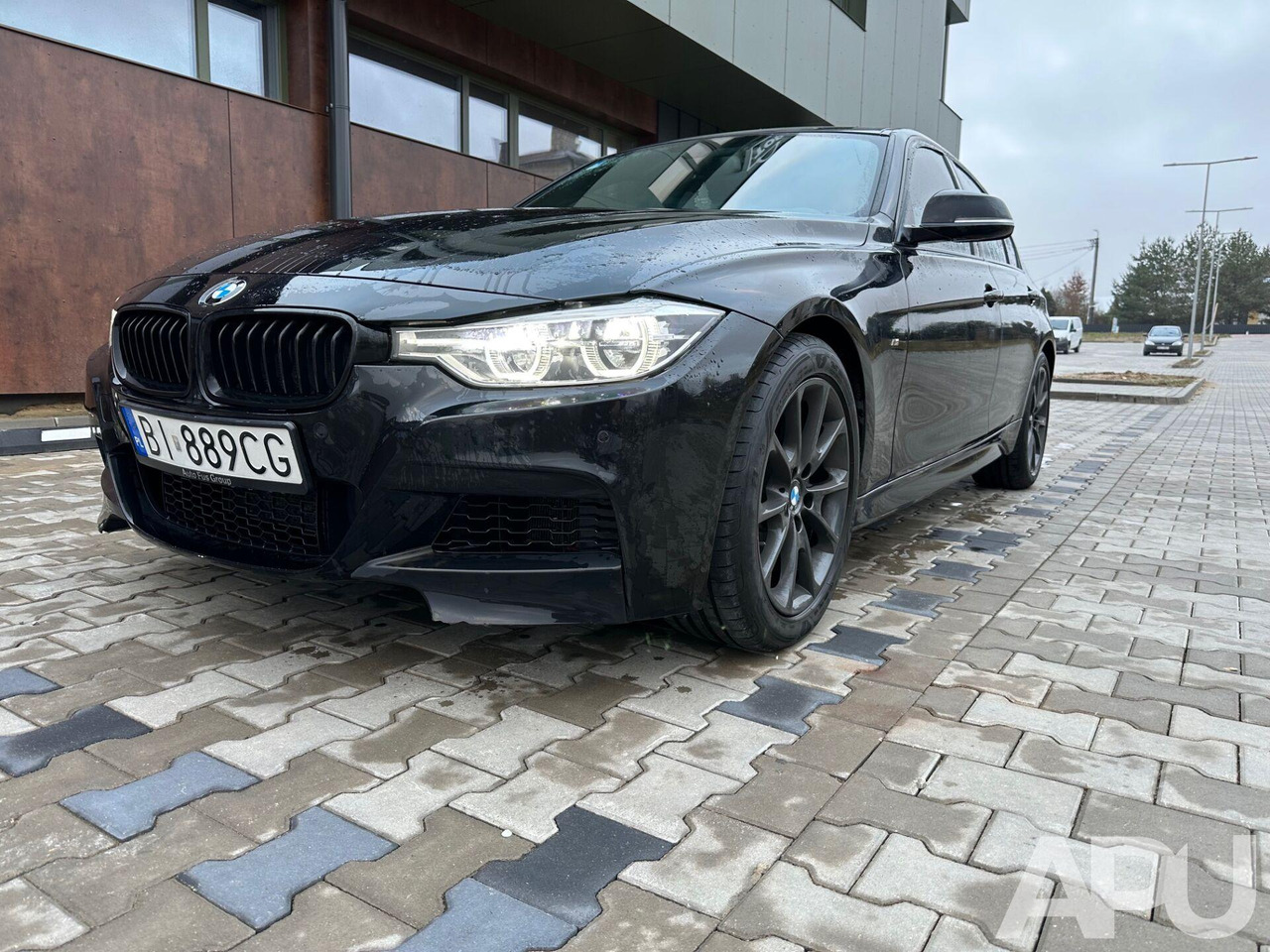 BMW 330i F30 M-PAKIET PERFORMANCE - 차량 : 사진 1 BMW 330i F30 M-PAKIET PERFORMANCE - 차량 : 사진 1