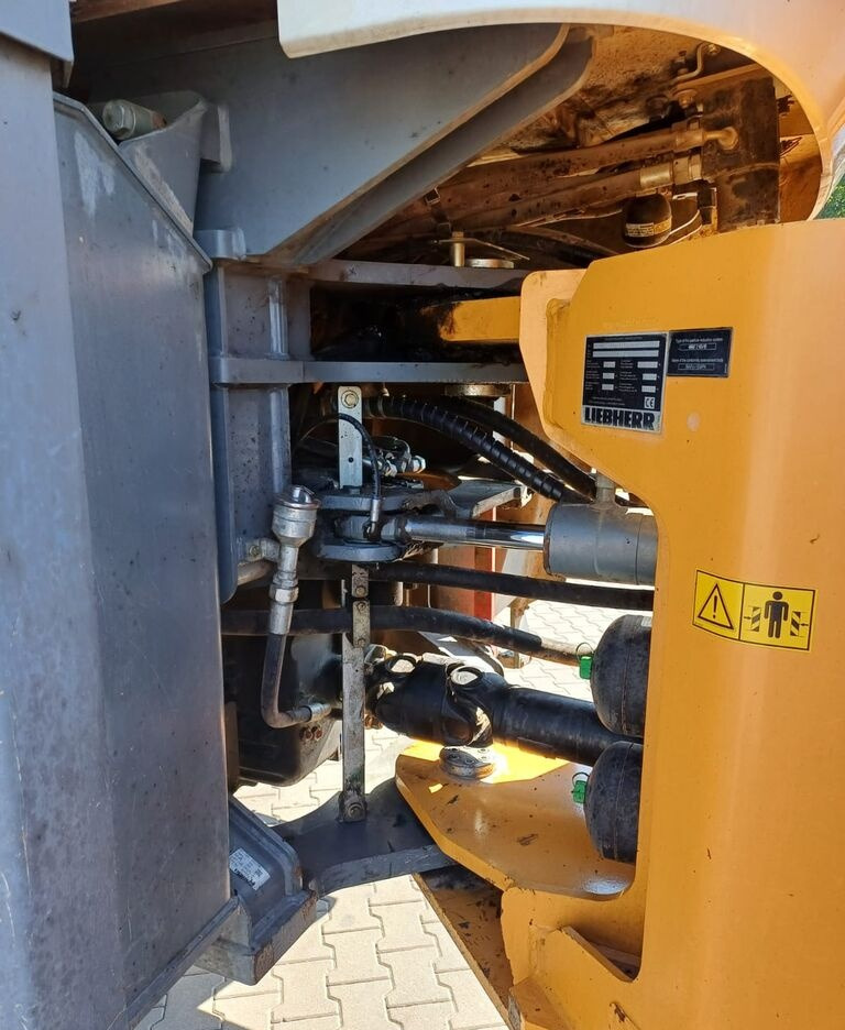 휠 로더 Liebherr L 566 : 사진 13