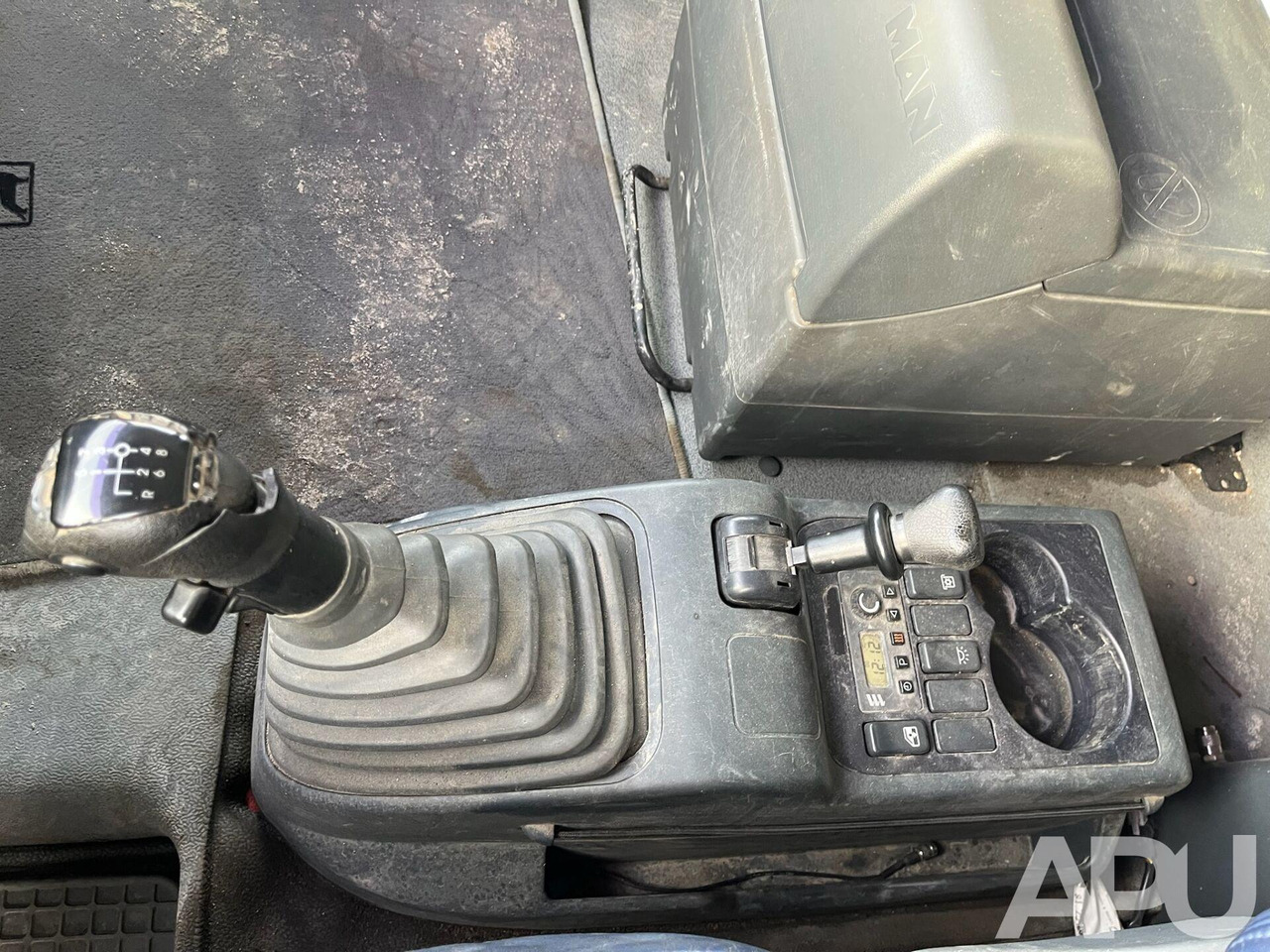 MAN TGA 26.480 - 드롭사이드/ 플랫베드 트럭, 크레인 트럭 : 사진 2 MAN TGA 26.480 - 드롭사이드/ 플랫베드 트럭, 크레인 트럭 : 사진 2