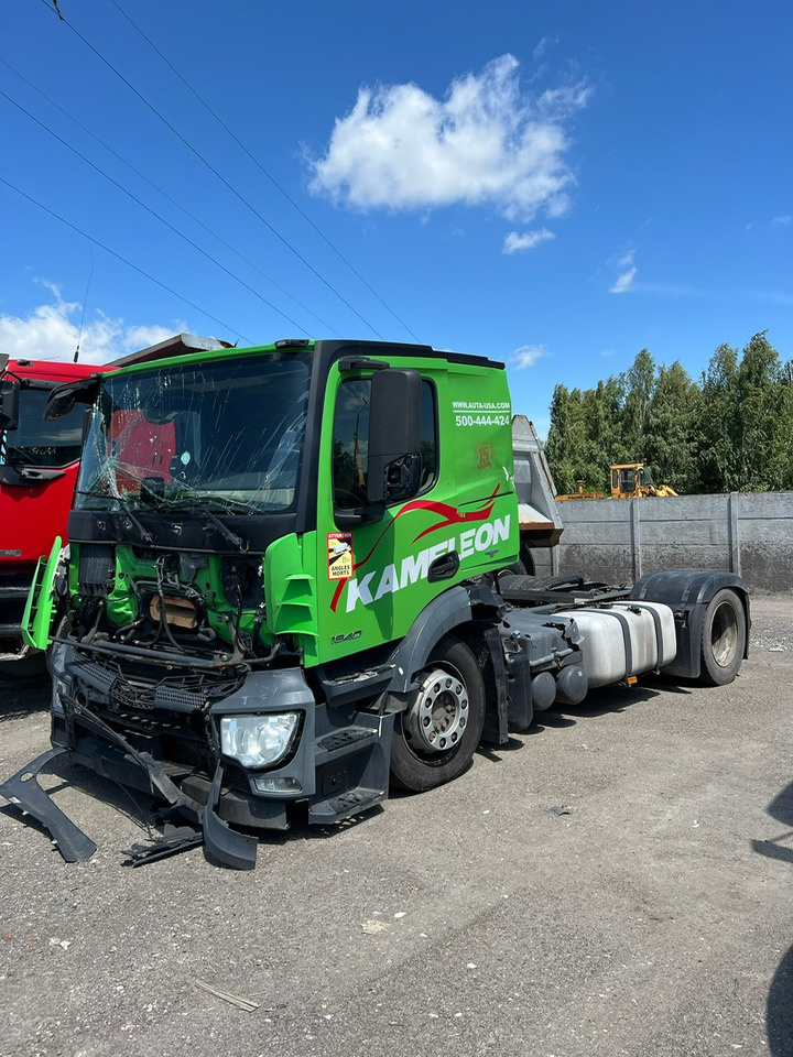 Mercedes-Benz Actros 1840 - 캡 새시 트럭 : 사진 3 Mercedes-Benz Actros 1840 - 캡 새시 트럭 : 사진 3