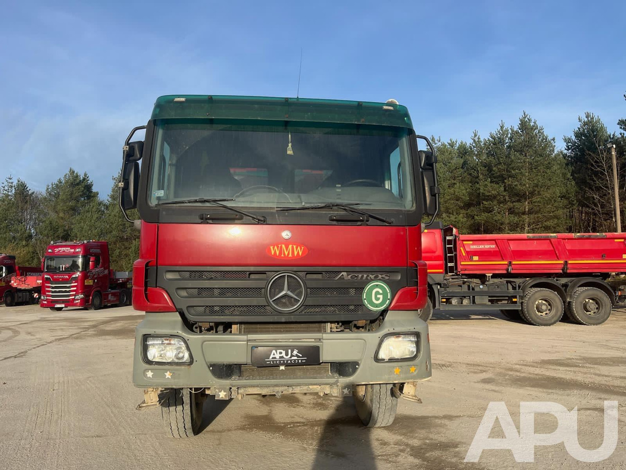 Mercedes-Benz Actros 4144 K - 덤프트럭 : 사진 2 Mercedes-Benz Actros 4144 K - 덤프트럭 : 사진 2