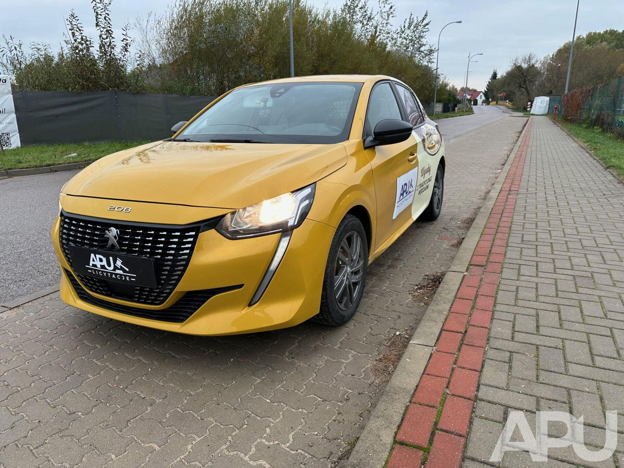 PEUGEOT 208 1,2 VAN - 차량 : 사진 4 PEUGEOT 208 1,2 VAN - 차량 : 사진 4