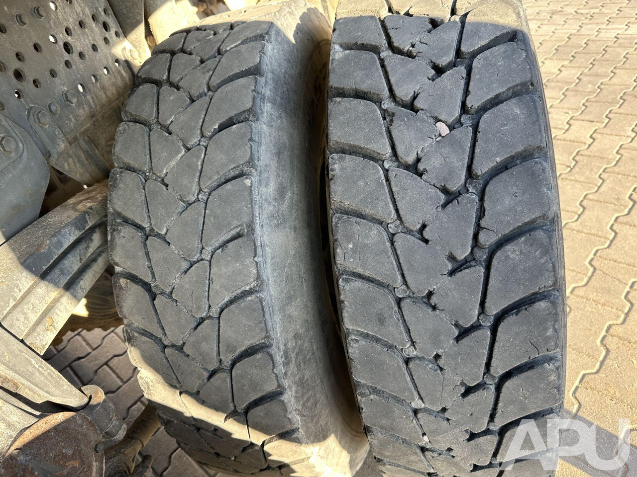Wywrotka Mercedes-Benz AROCS 4142 8×6 - 덤프트럭 : 사진 2 Wywrotka Mercedes-Benz AROCS 4142 8×6 - 덤프트럭 : 사진 2