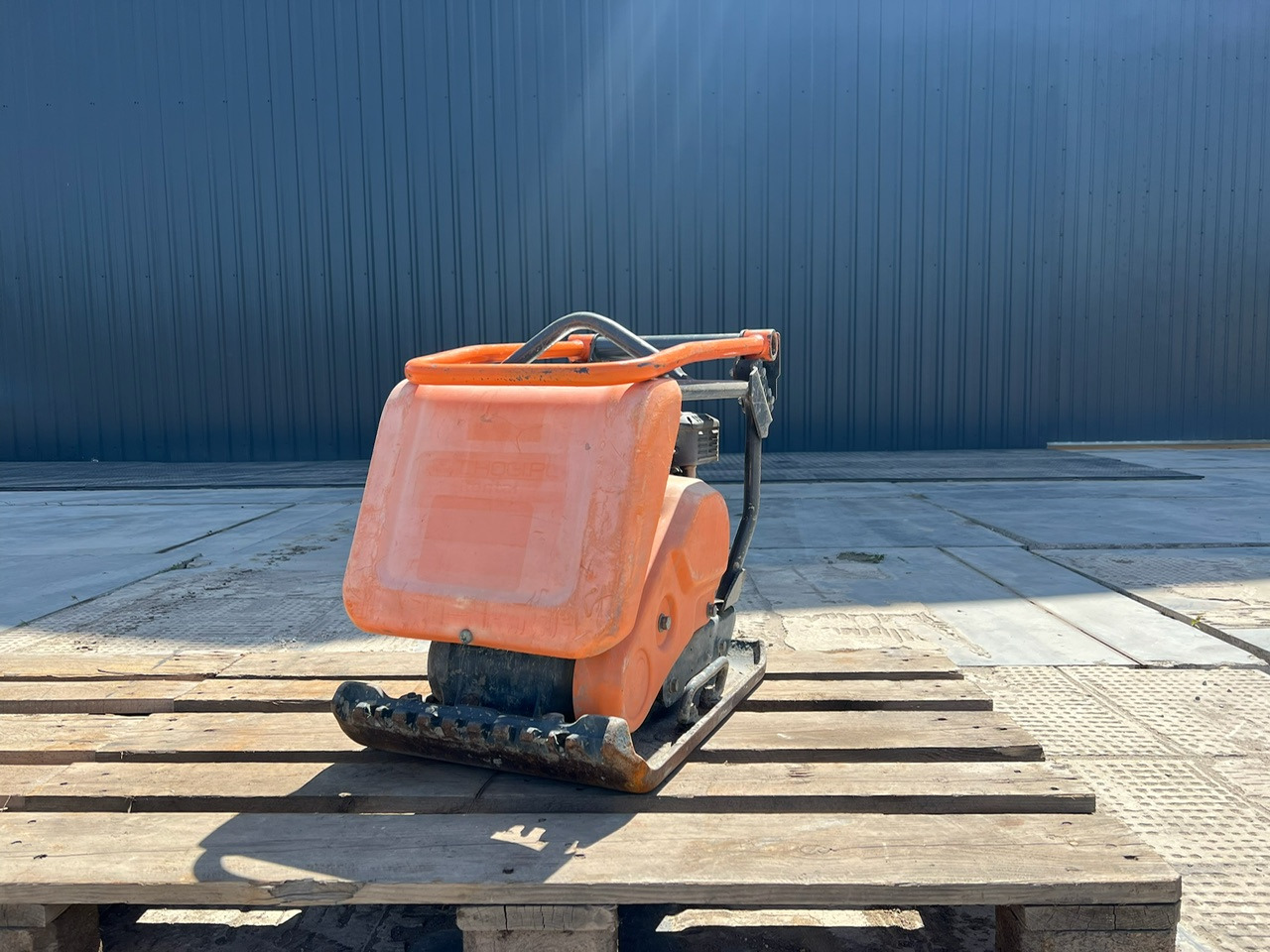 Zagęszczarka ALTRAD BELLE FC4000E PCX13/40 - 진동판 : 사진 5 Zagęszczarka ALTRAD BELLE FC4000E PCX13/40 - 진동판 : 사진 5