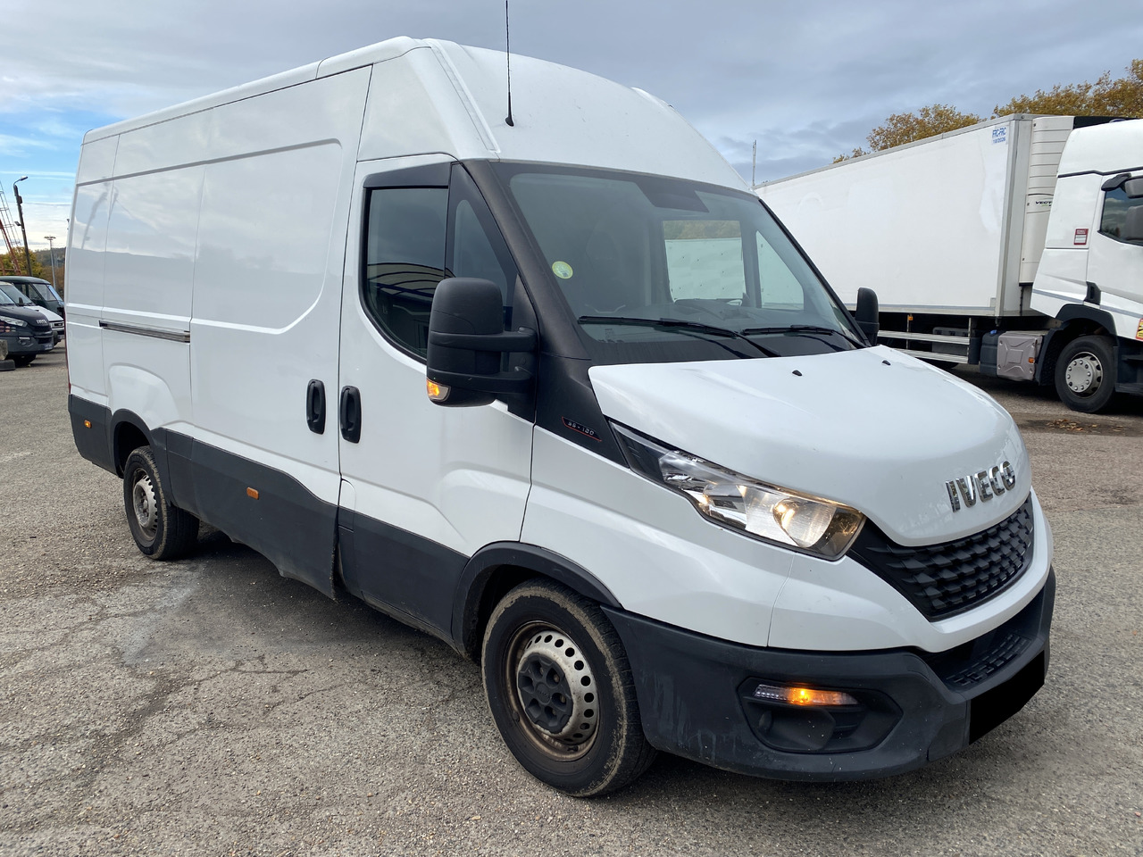 IVECO DAILY 35S18 - 패널 밴 : 사진 2 IVECO DAILY 35S18 - 패널 밴 : 사진 2