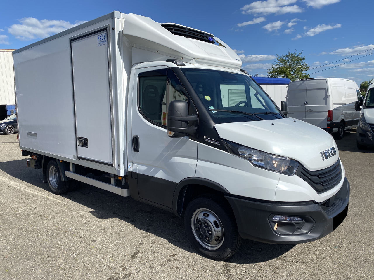 IVECO daily frigo boite auto hayon - 냉동 밴 : 사진 1 IVECO daily frigo boite auto hayon - 냉동 밴 : 사진 1