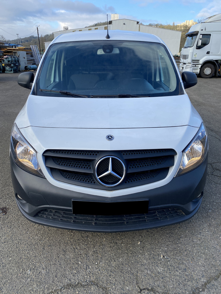 MERCEDES BENZ Citan fourgon porte latérale - 소형 밴 : 사진 4 MERCEDES BENZ Citan fourgon porte latérale - 소형 밴 : 사진 4