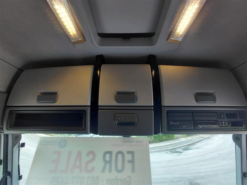 트랙터 유닛 2019 RENAULT T- HIGH 520 6×2 AUTO : 사진 9
